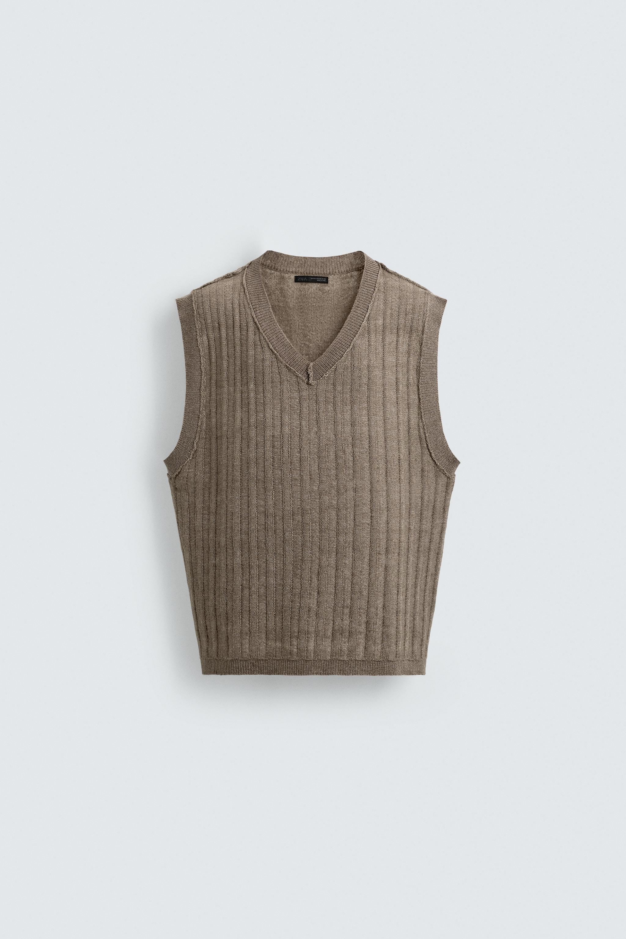 REVERSIBLE KNIT INSIDE OUT EFFECT VEST
